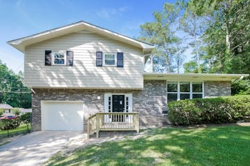 5830 Deerfield Trail Atlanta, GA 30349